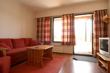 Фото номера Трехместный номер Мотели Motel Patalahti г. Йямся 4