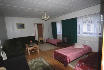 Фото номера Трехместный номер Гостевой дом Jämsän Gasthaus г. Йямся 3