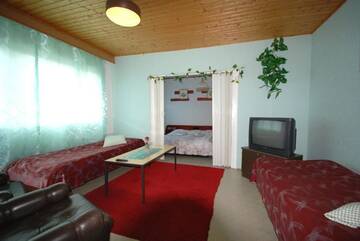 Фото номера Пятиместный номер Гостевой дом Jämsän Gasthaus г. Йямся 5